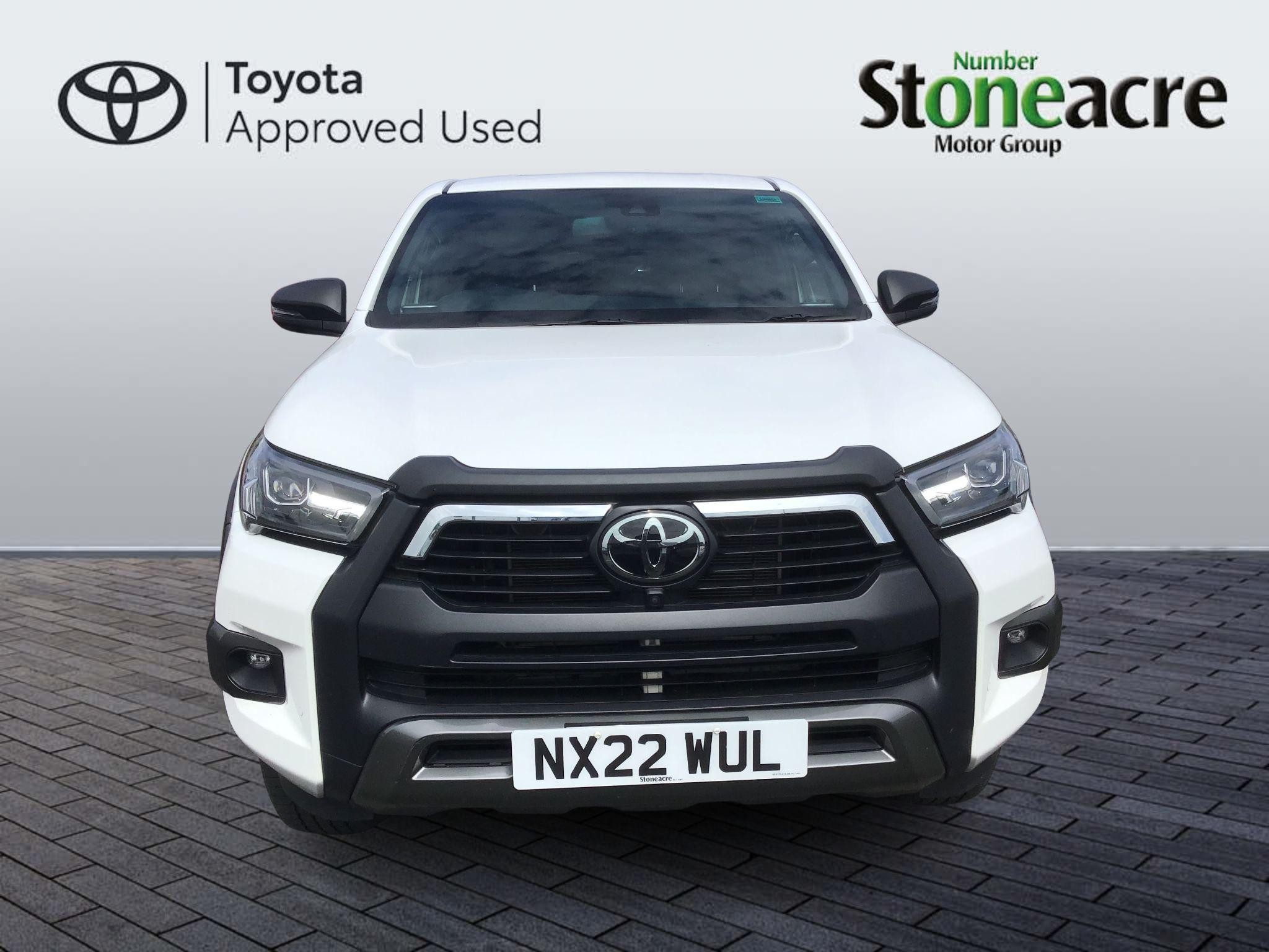 Toyota Hilux Image 10