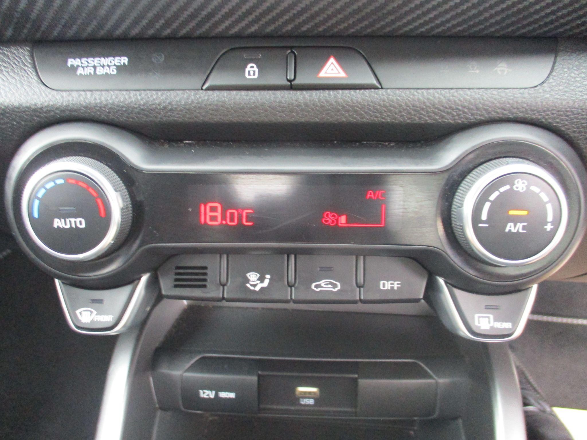Kia Stonic Image 39