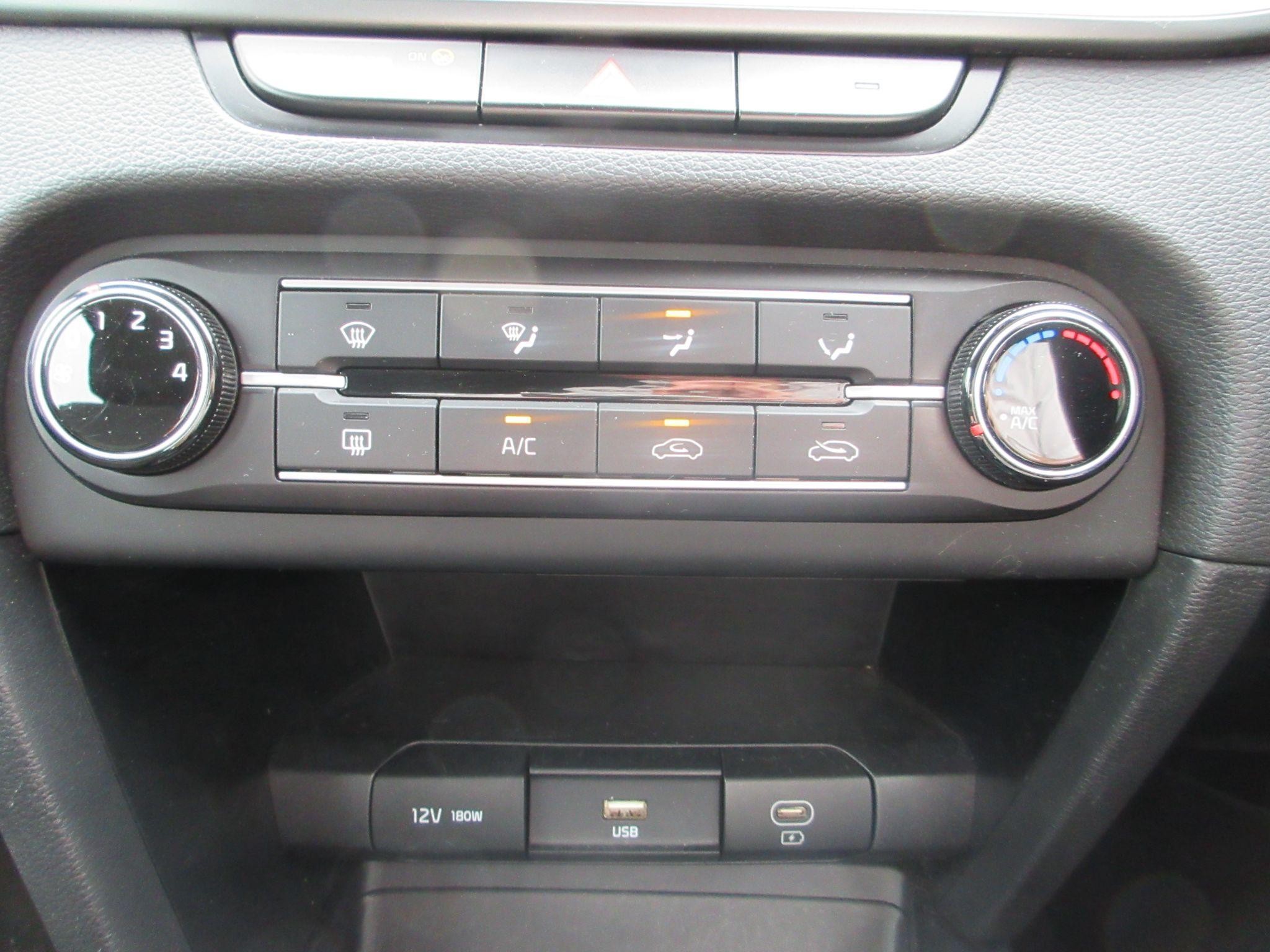 Kia XCeed Image 33