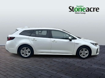 Suzuki Swace 1.8 Hybrid SZ5 5dr CVT KX23TSU Image 2