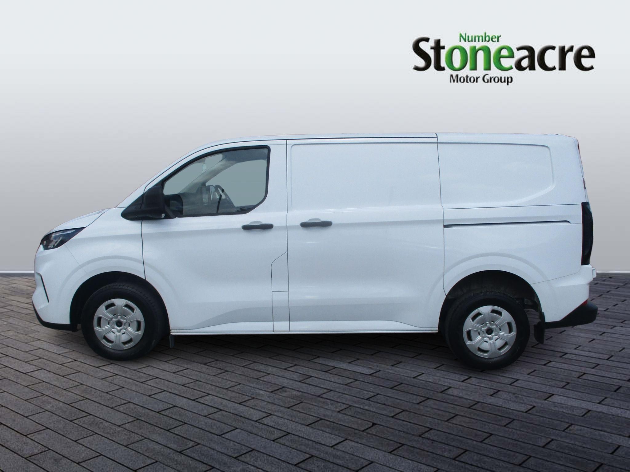 Ford Transit Custom Image 8