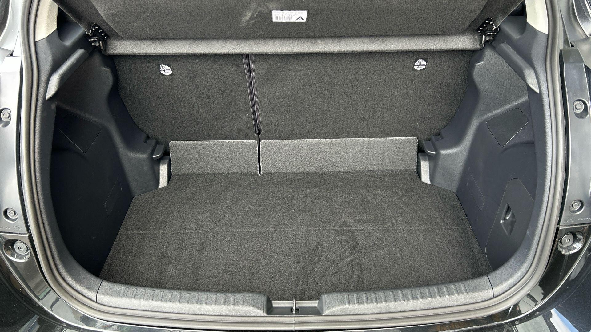 Toyota Yaris Image 20