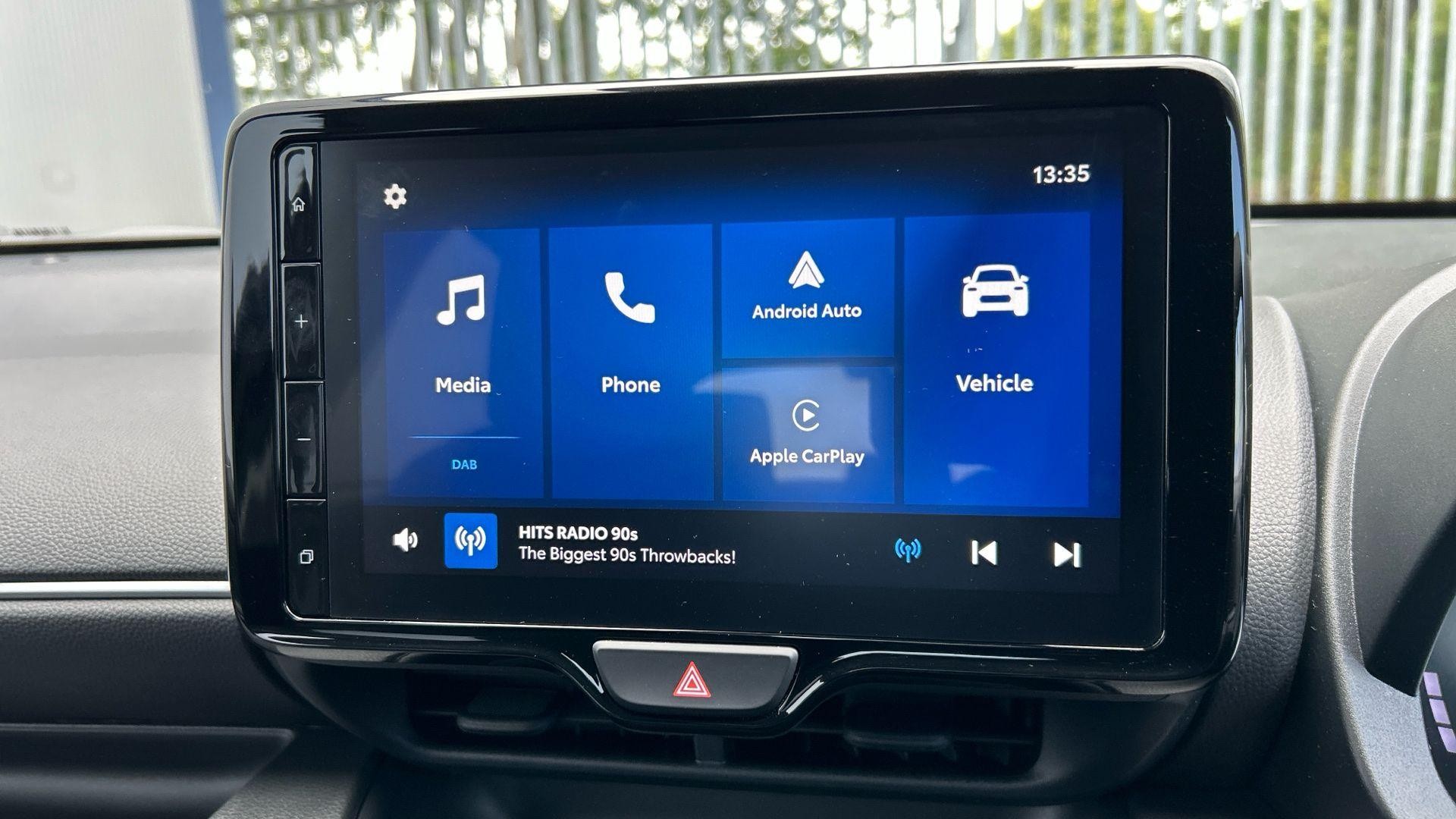 Toyota Yaris Image 25
