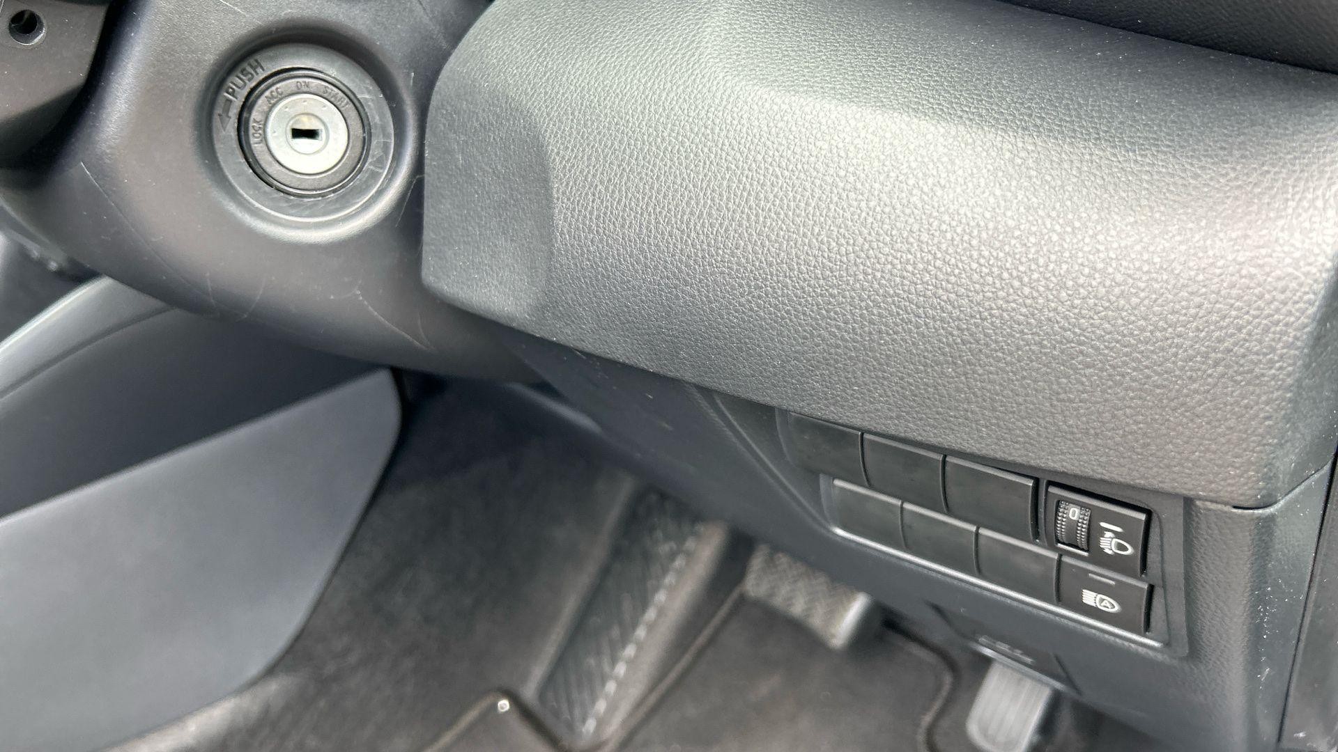 Toyota Yaris Image 39