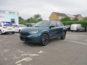 Fiat 600 1.2 MHEV e-DCT Euro 6 (s/s) 5dr null Image 3