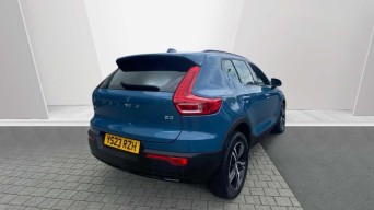 Volvo XC40 2.0 B3P Plus Dark 5dr Auto YS23RZH Image 2