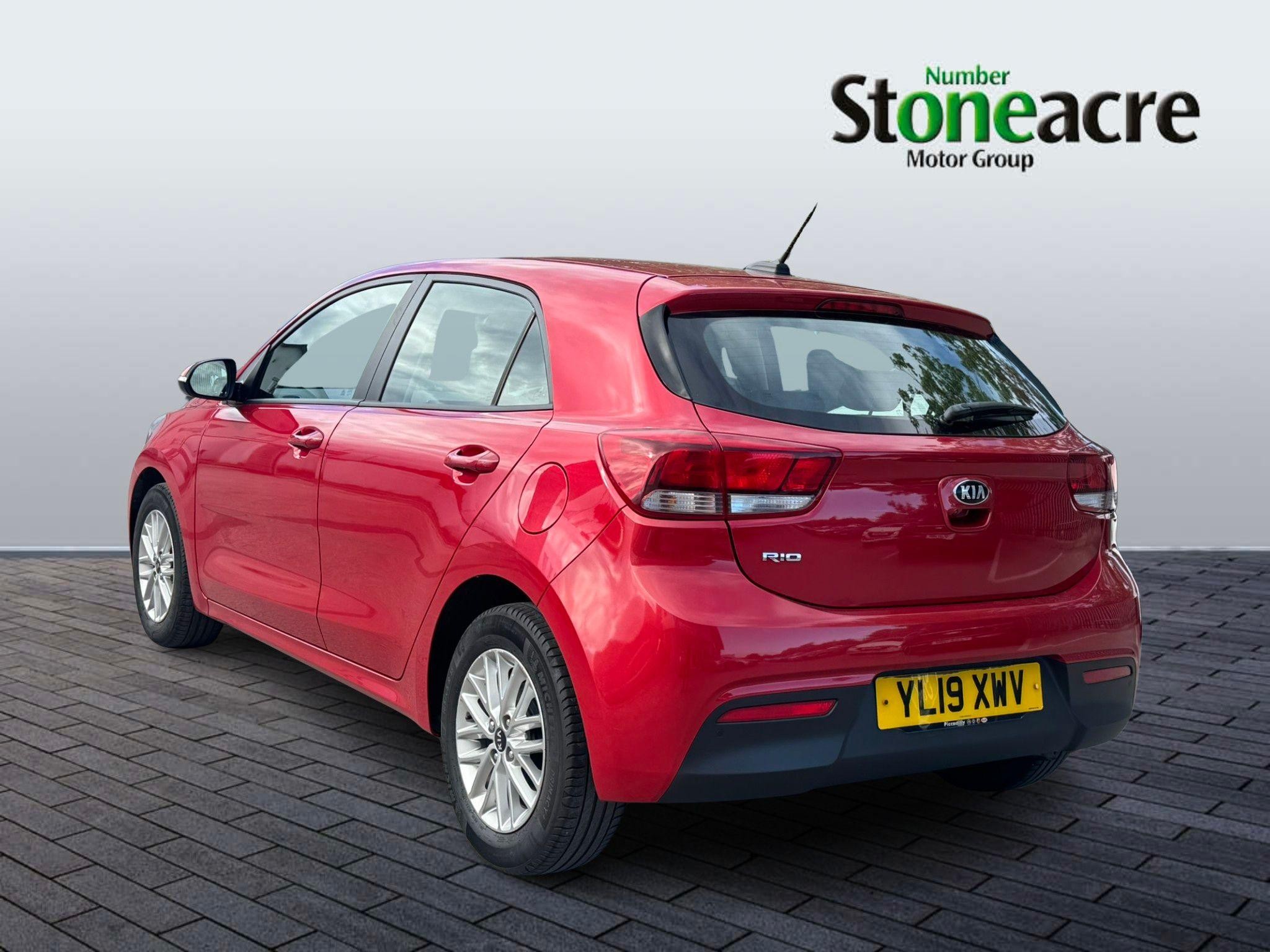 Kia Rio Image 4