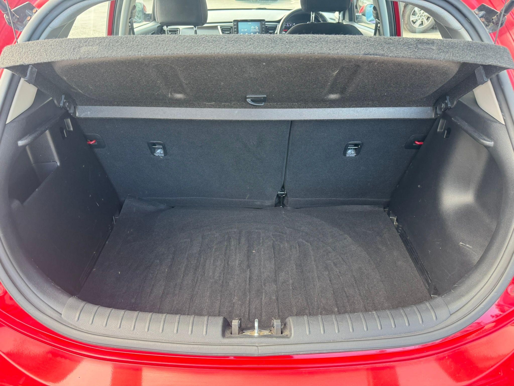 Kia Rio Image 16