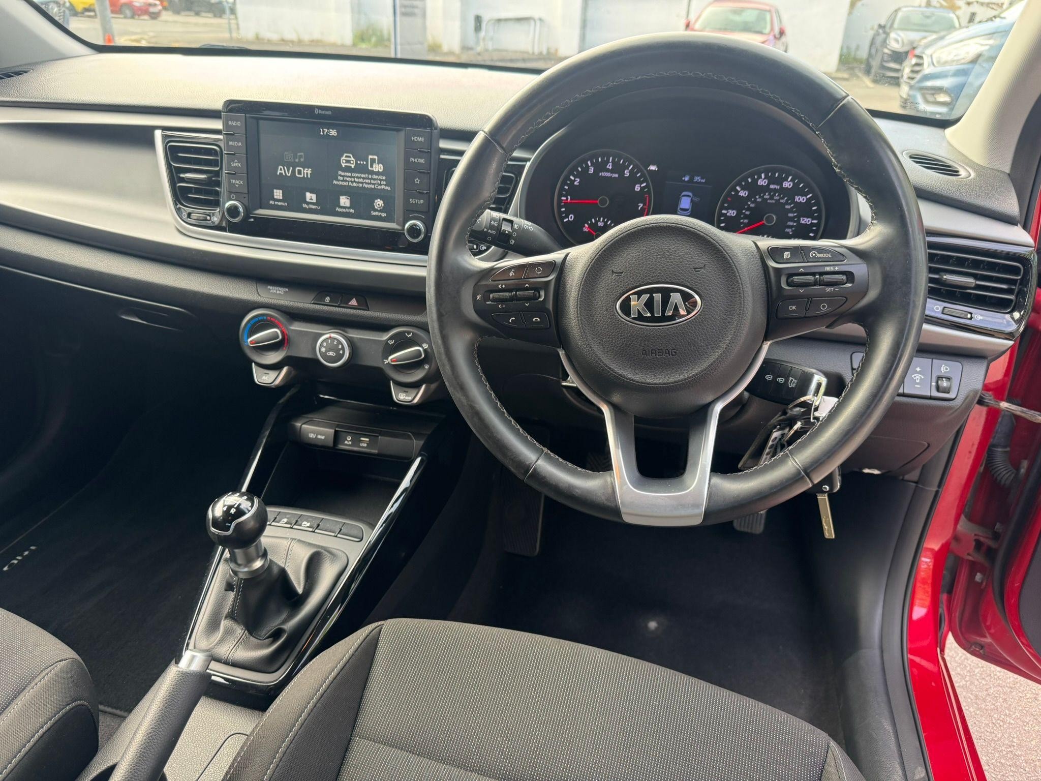 Kia Rio Image 17