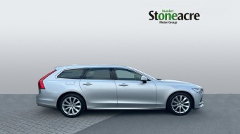 Volvo V90 2.0 T4 Momentum Plus 5dr Geartronic NU20KPL Image 3