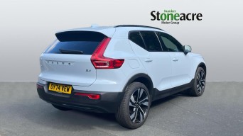 Volvo XC40 2.0 B4P Plus Dark 5dr Auto OY74VEW Image 2