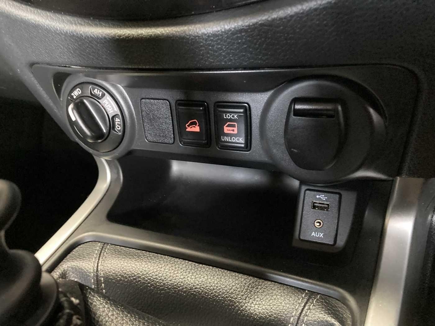 Nissan Navara Image 43