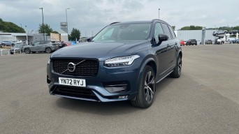 Volvo XC90 2.0 B5D [235] Plus Dark 5dr AWD Geartronic YN72RYJ Image 3