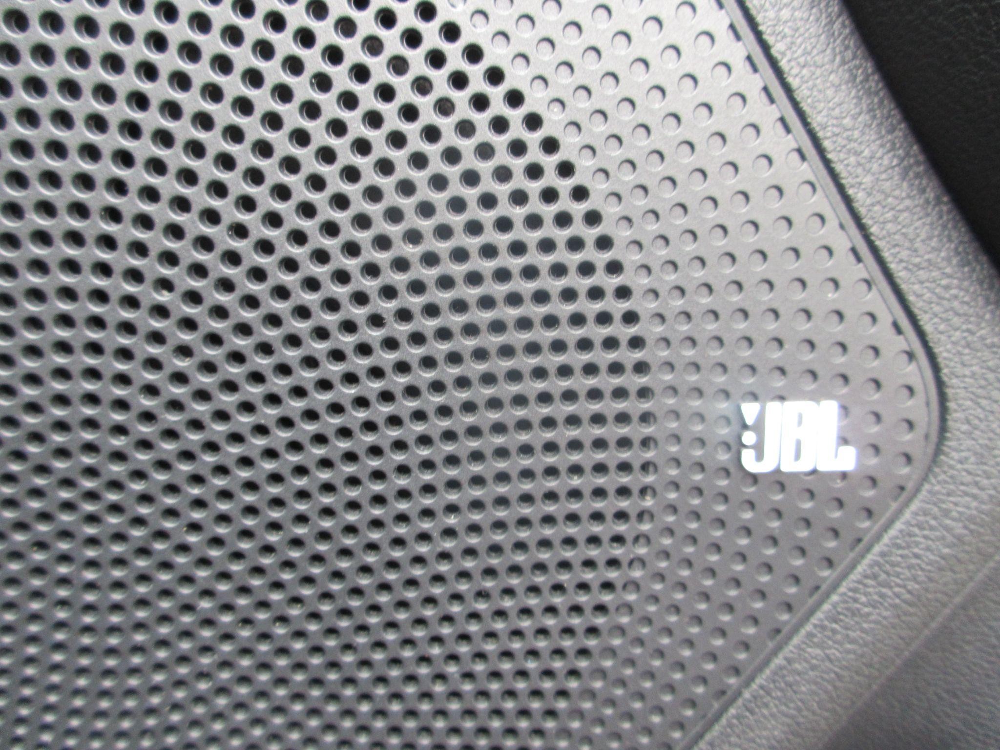 Kia Niro Image 24