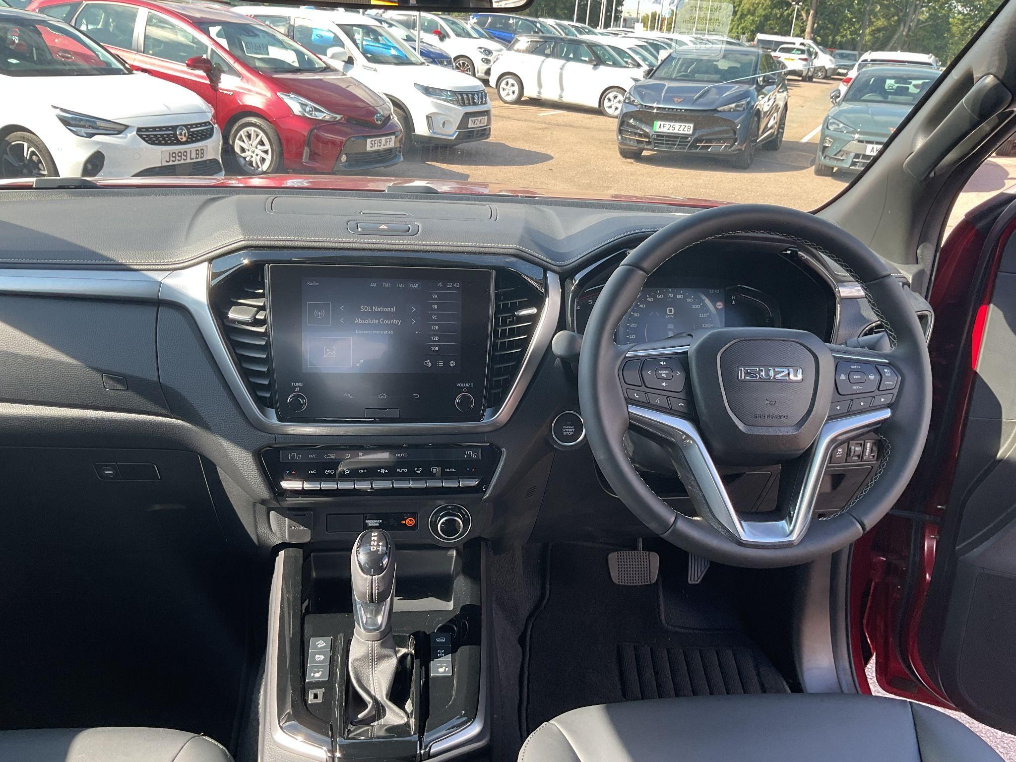 Isuzu D-Max DL40 Image 22