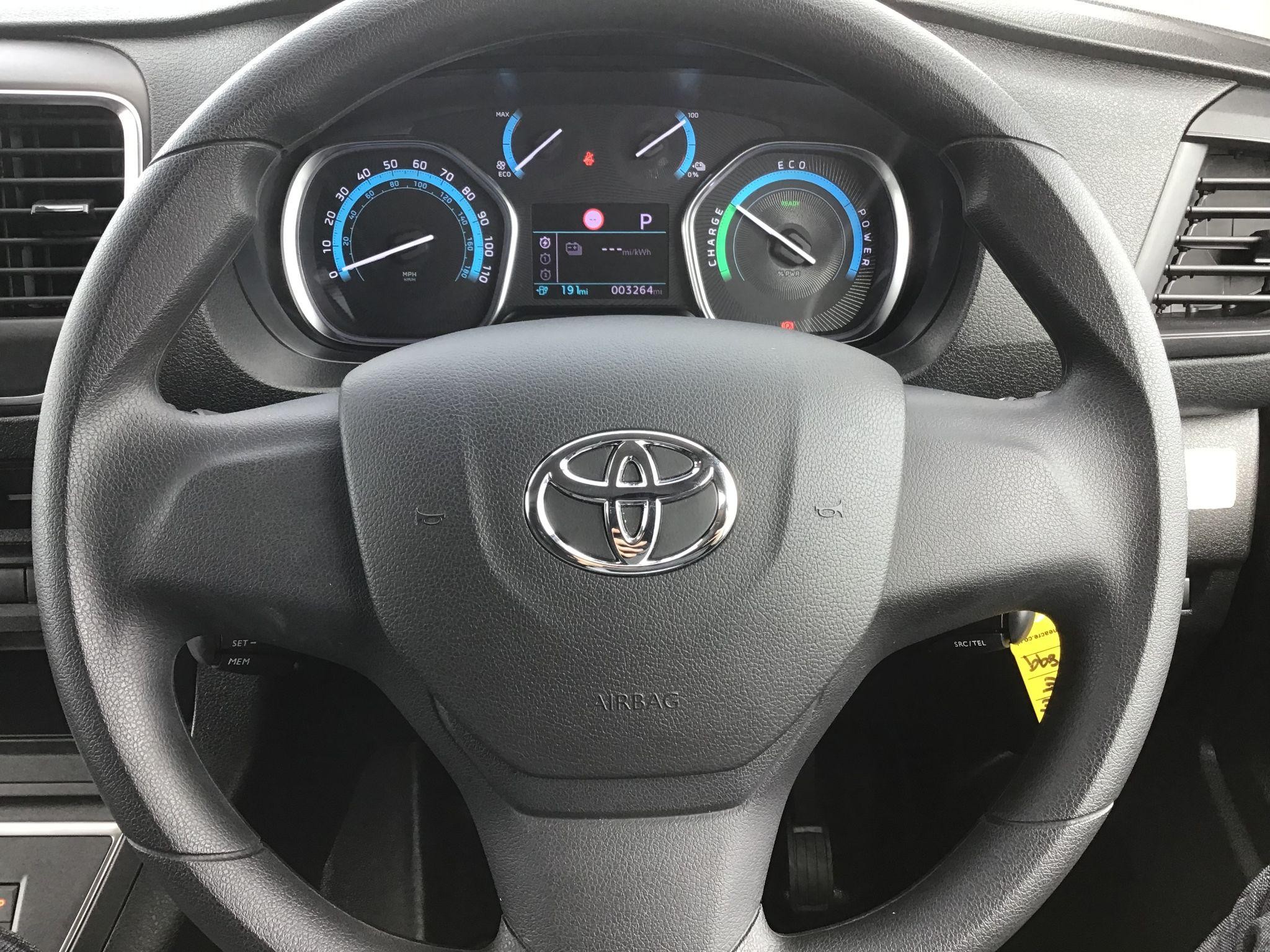 Toyota Proace Image 18