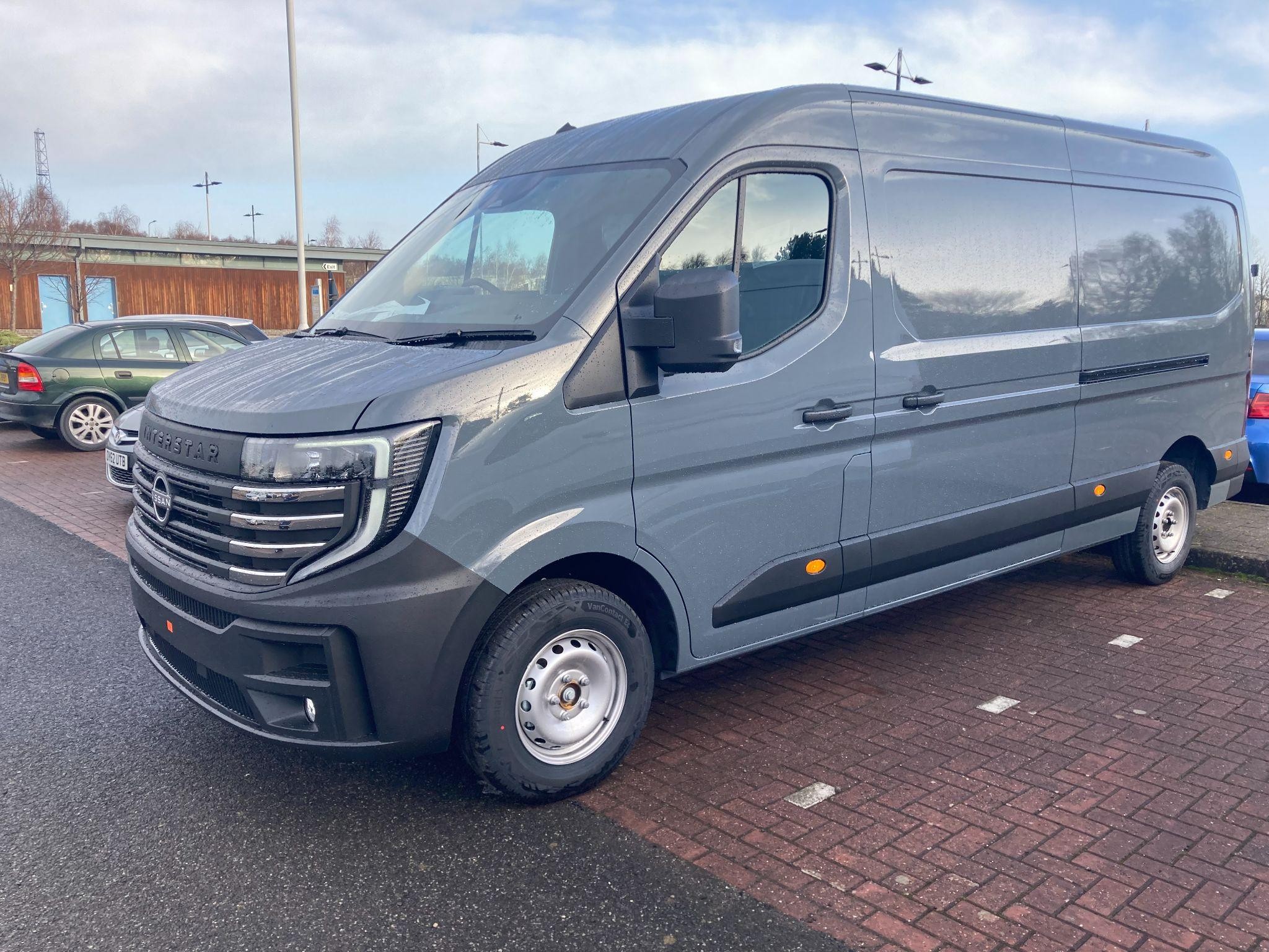Nissan Interstar Image 3