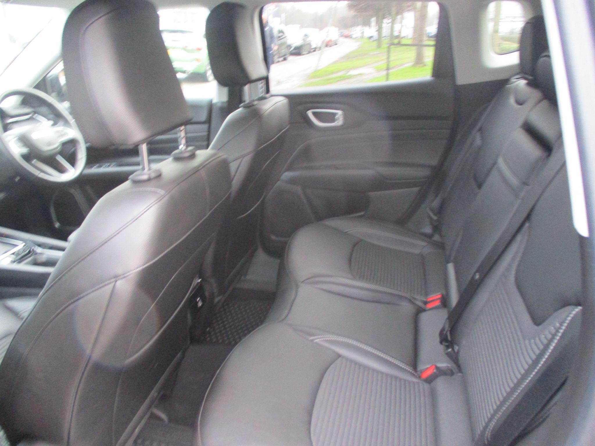 Jeep Compass Image 19