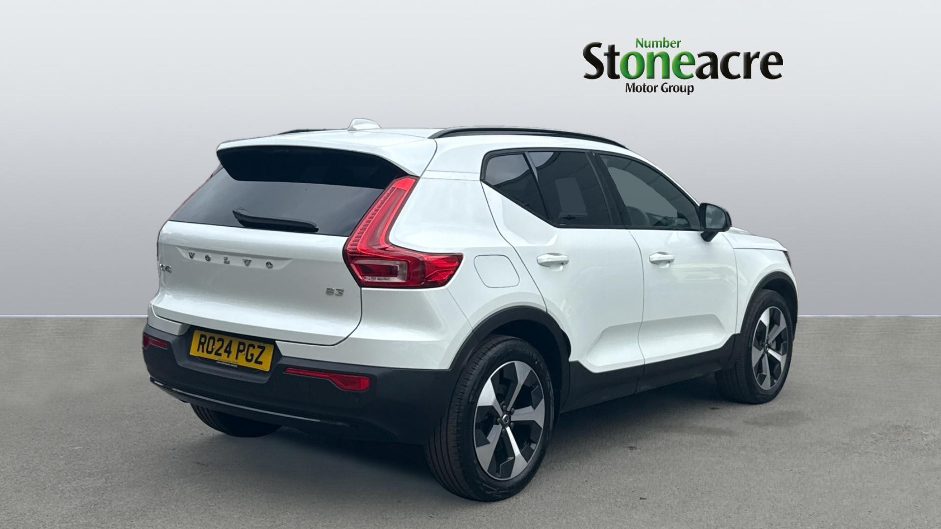 Volvo XC40 Image 2