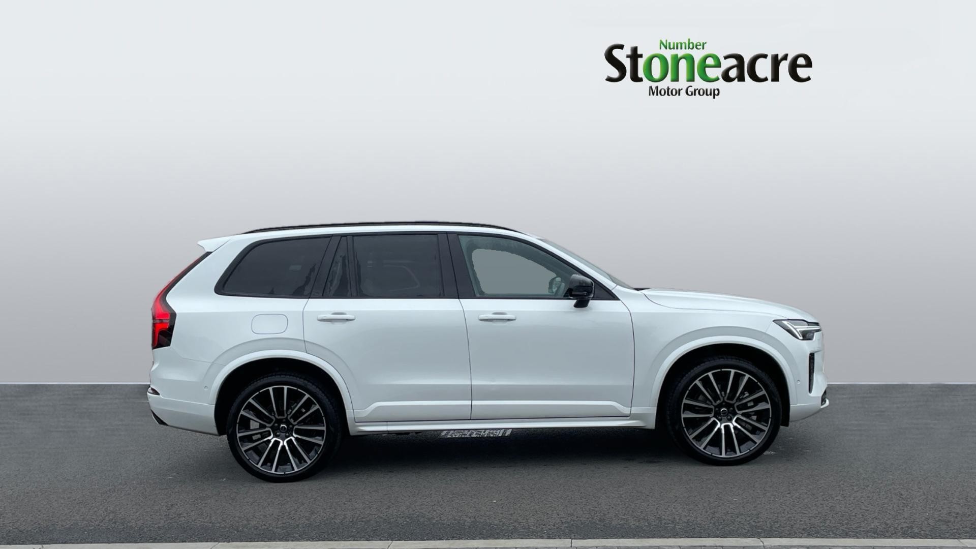 Volvo XC90 Image 3