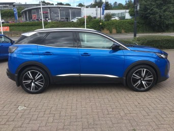 Peugeot 3008 1.6 Hybrid4 300 GT Premium 5dr e-EAT8 CY71OKA Image 2