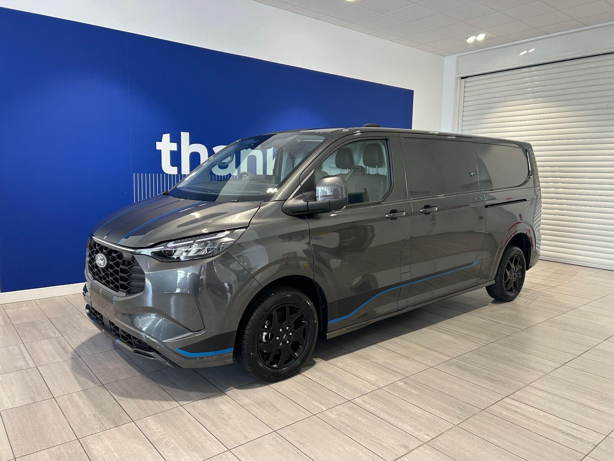 Ford Transit Custom Image 4