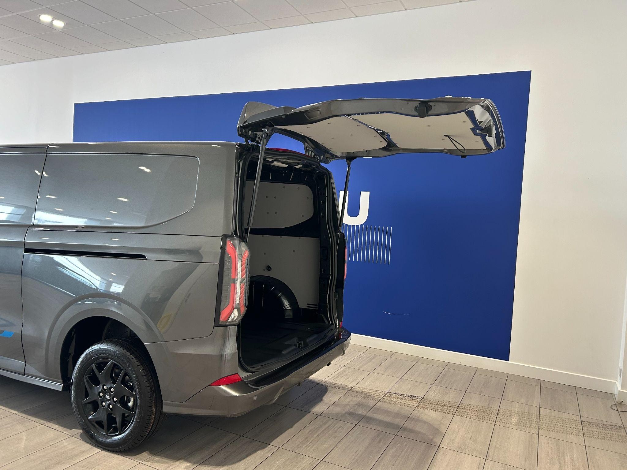 Ford Transit Custom Image 22