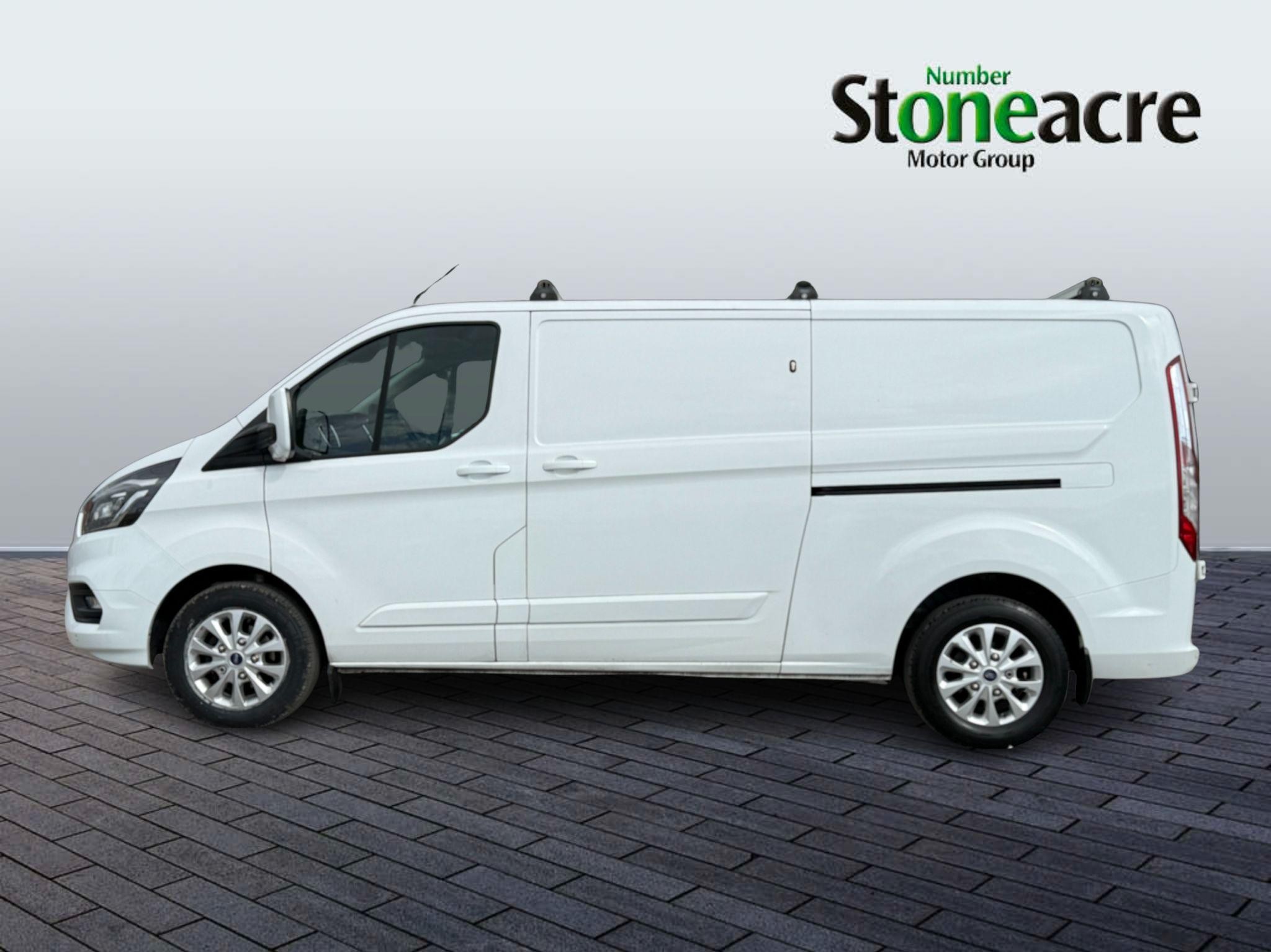 Ford Transit Custom Image 4