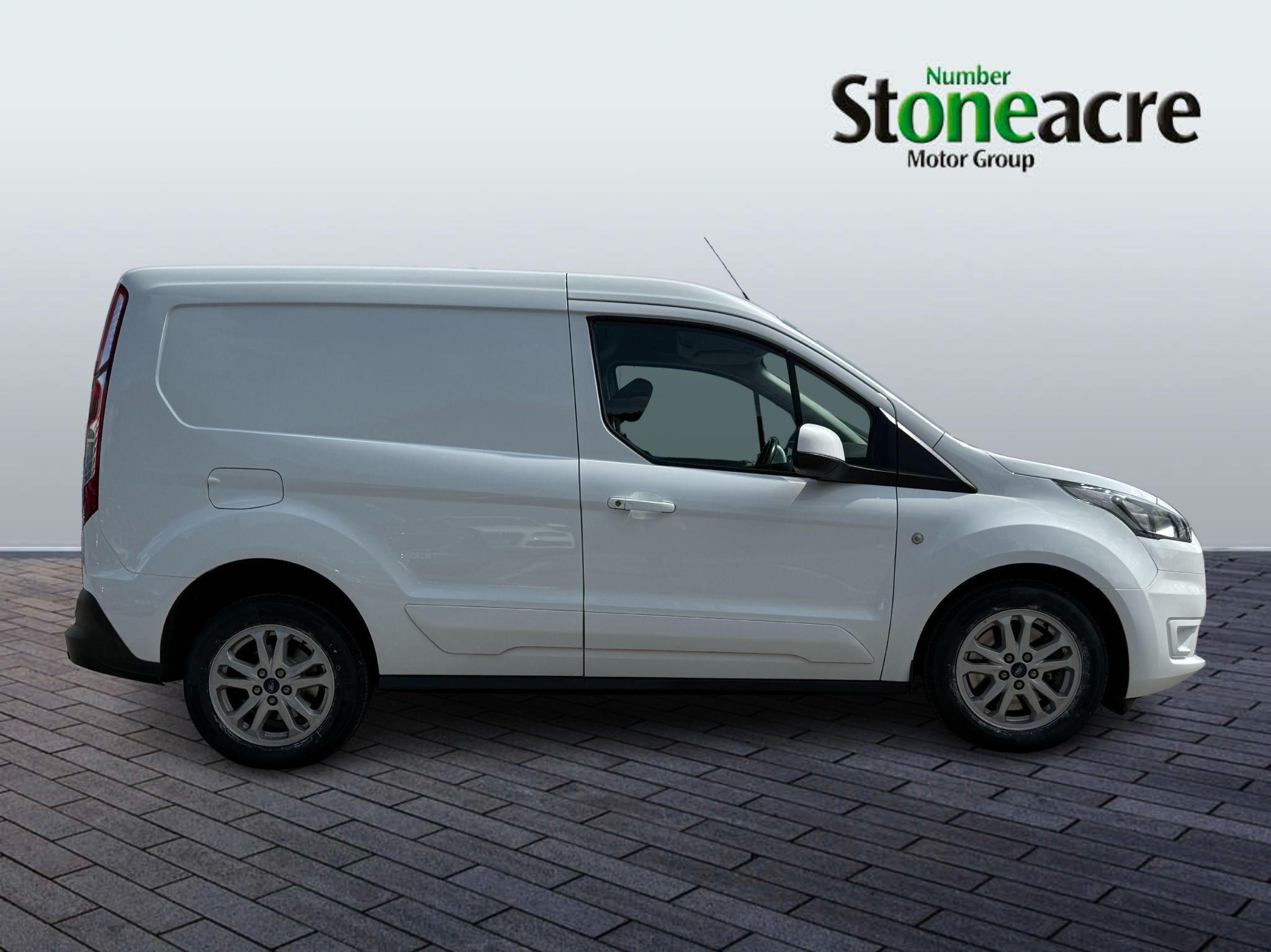 Ford Transit Connect Image 7