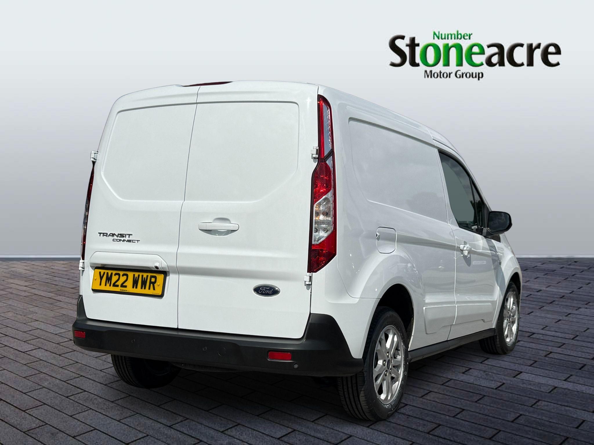 Ford Transit Connect Image 8