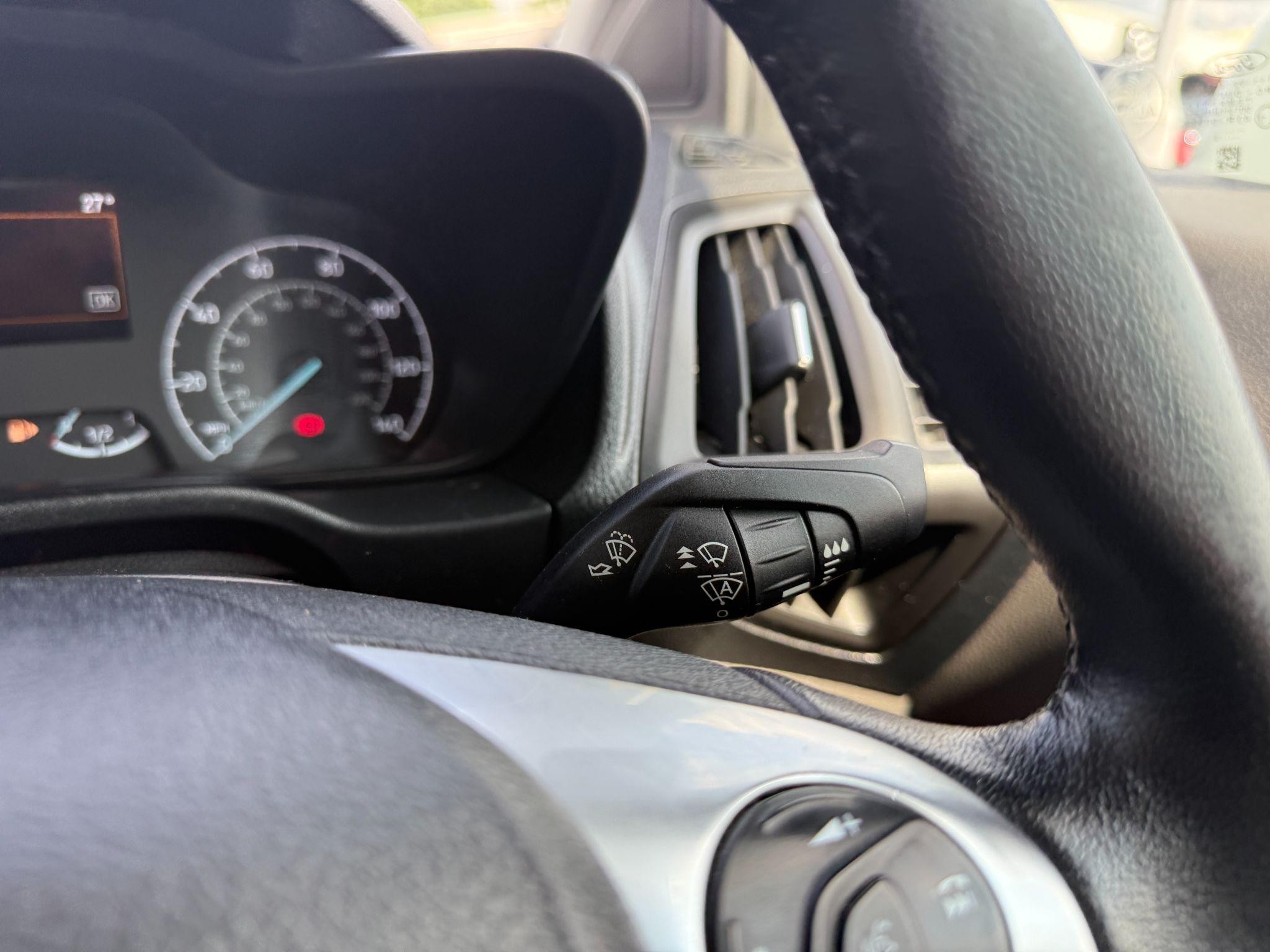 Ford Transit Connect Image 16