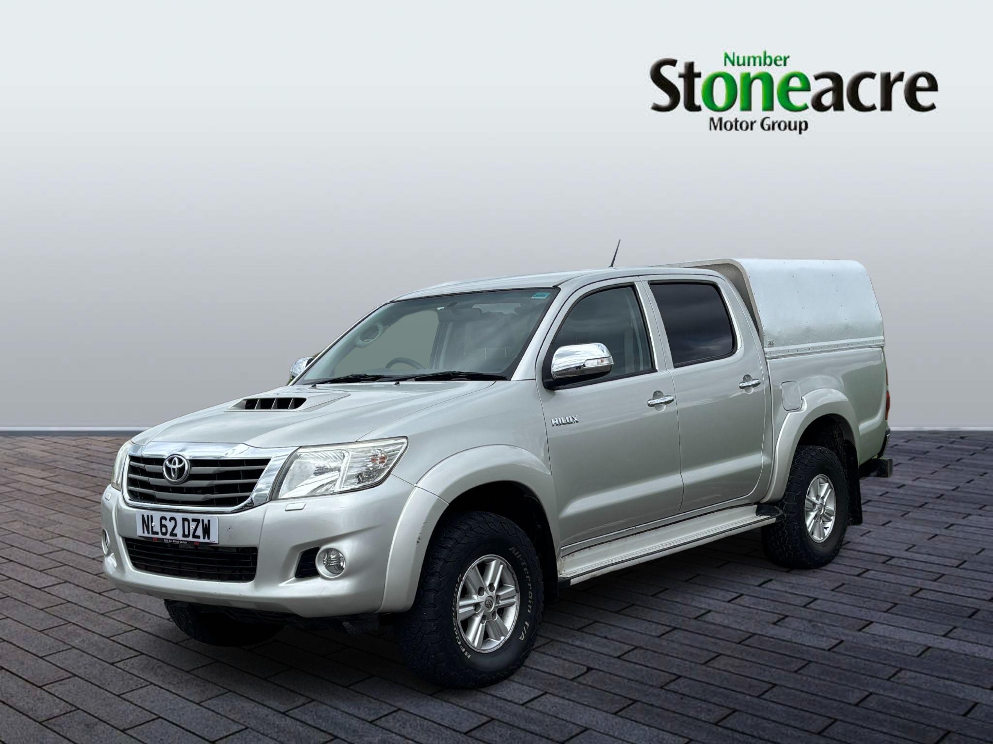 Toyota Hilux Image 6