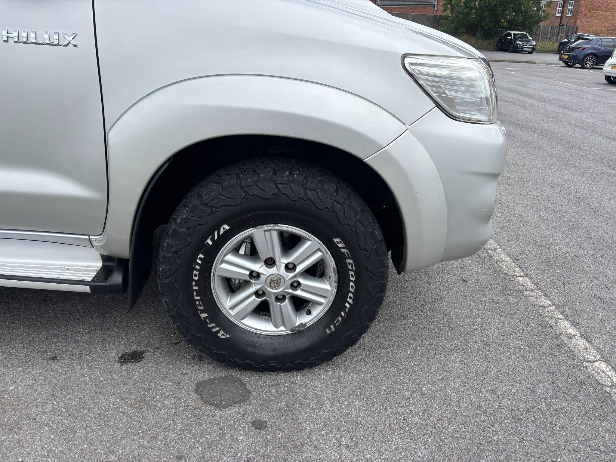 Toyota Hilux Image 10