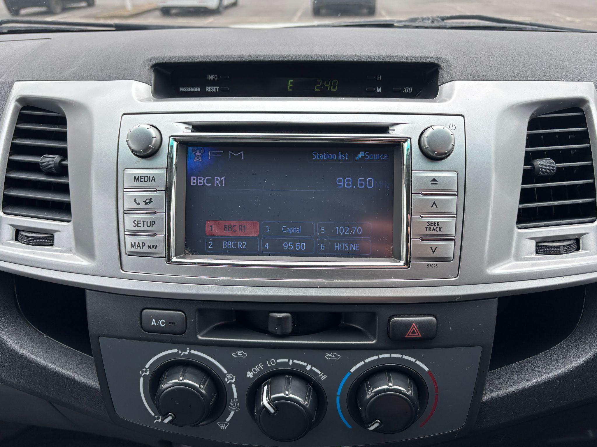 Toyota Hilux Image 43