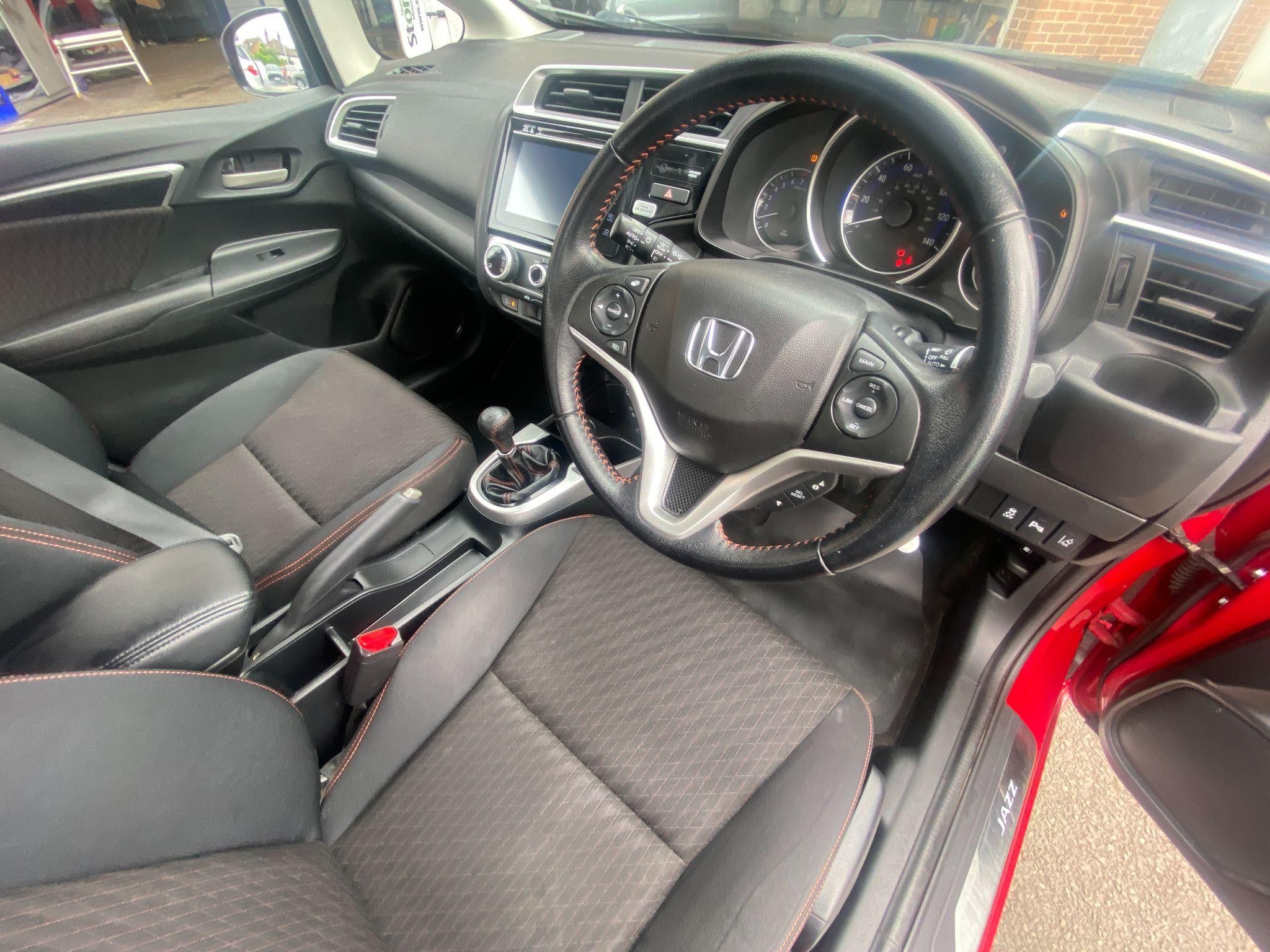 Honda Jazz Image 9