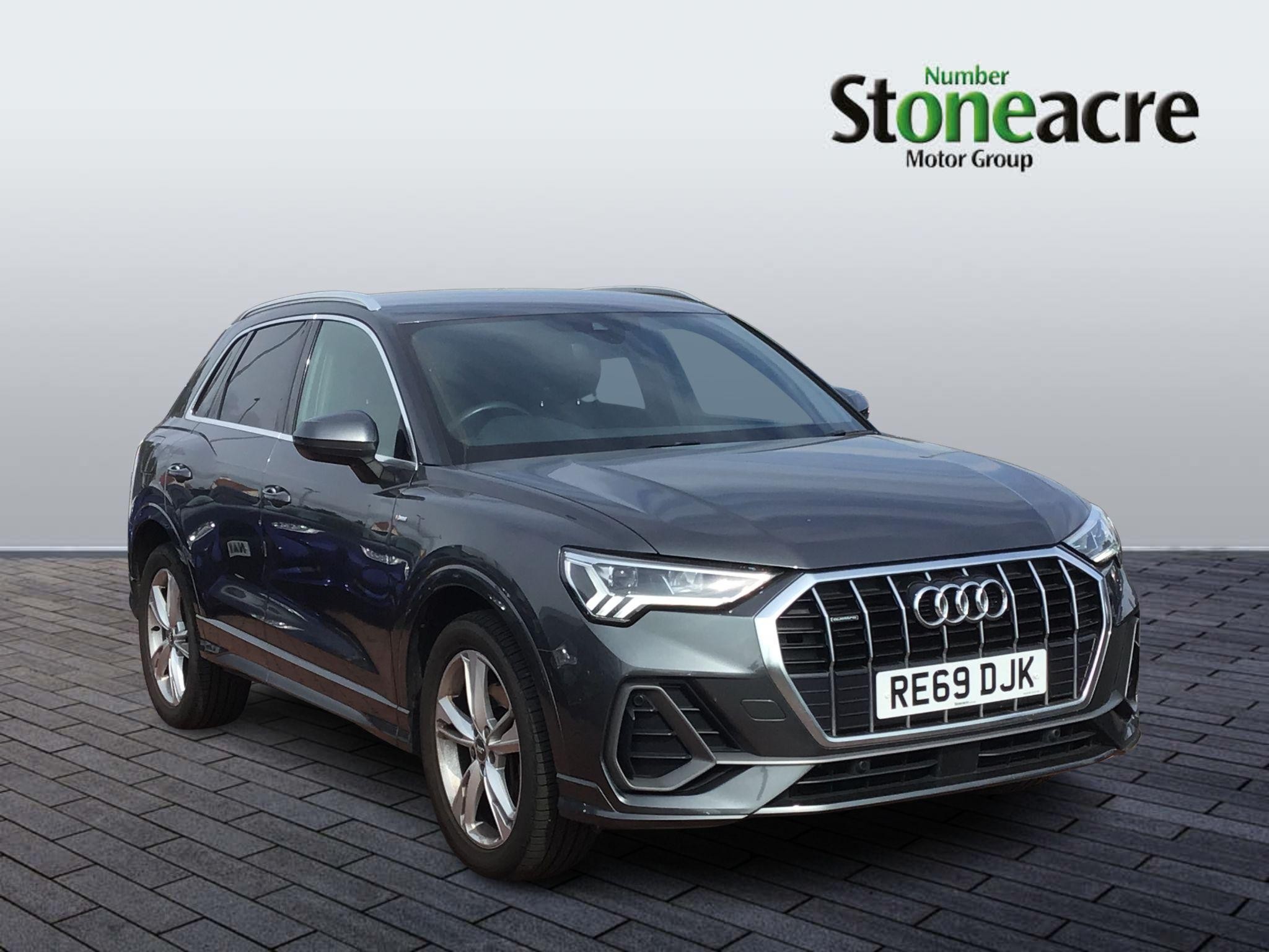Audi Q3 Image 1