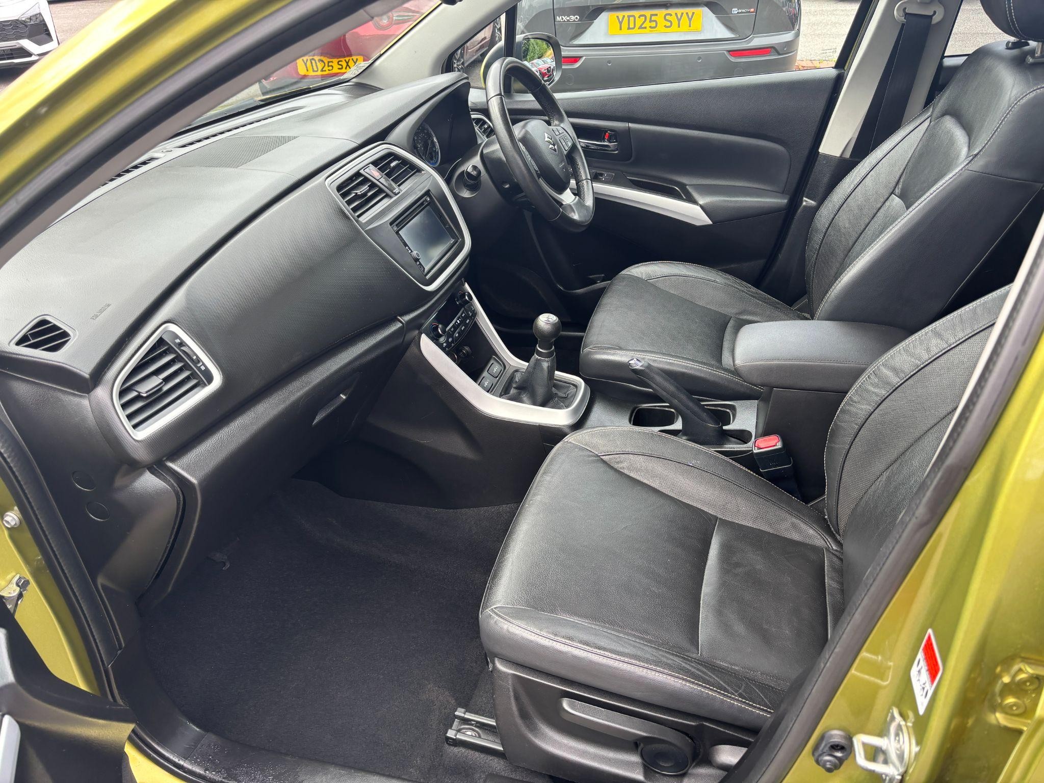 Suzuki SX4 S-Cross Image 24