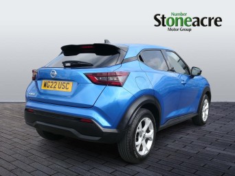Nissan Juke 1.0 DiG-T N-Connecta 5dr WG22USC Image 2