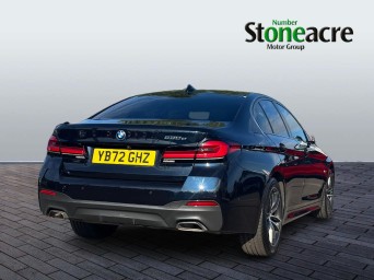 BMW 5 Series 2.0 530e 12kWh M Sport Steptronic Euro 6 (s/s) 4dr YB72GHZ Image 3