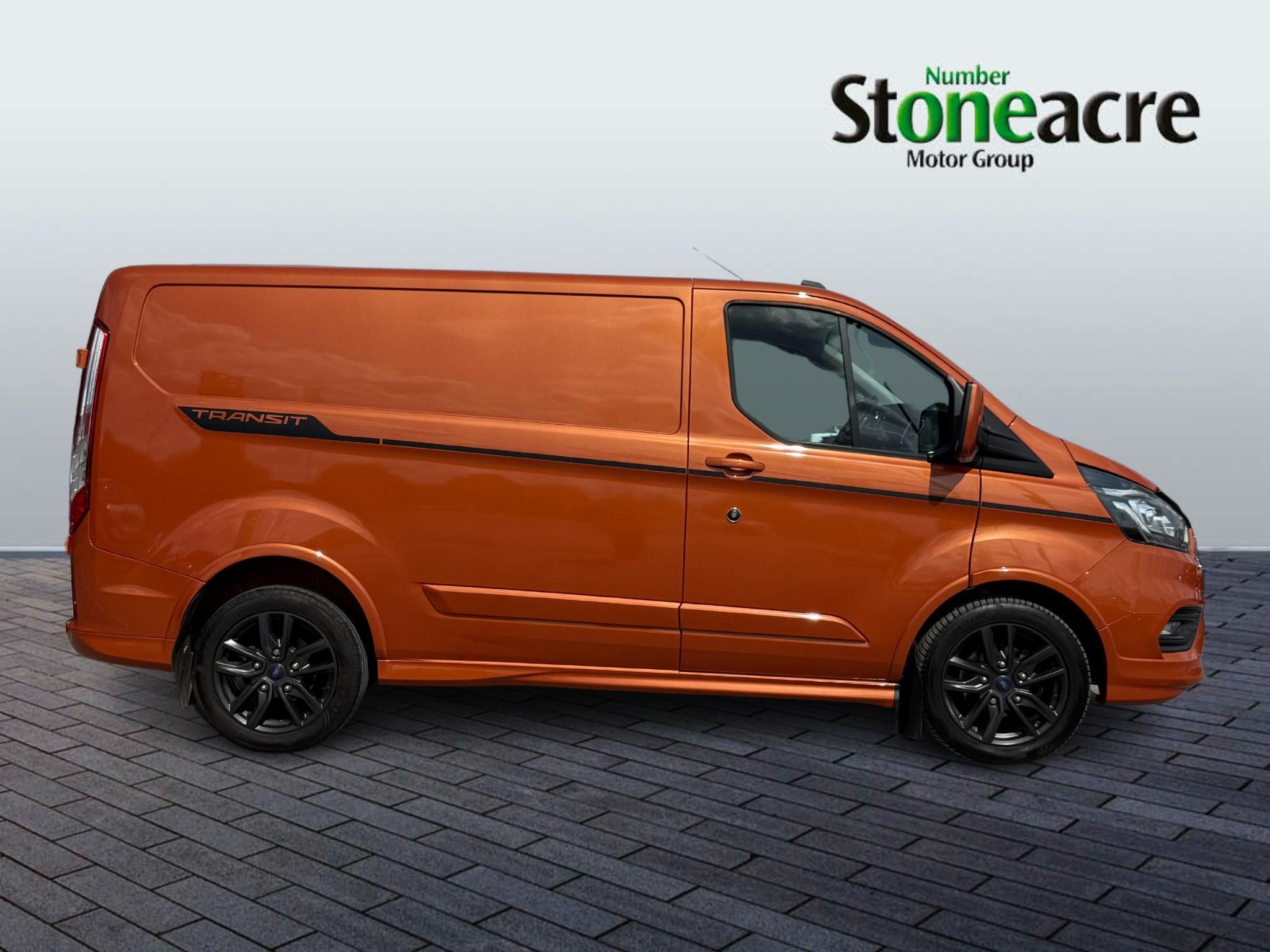 Ford Transit Custom Image 7
