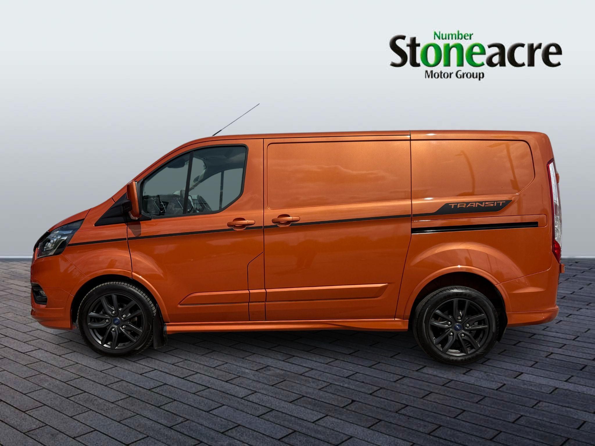 Ford Transit Custom Image 4