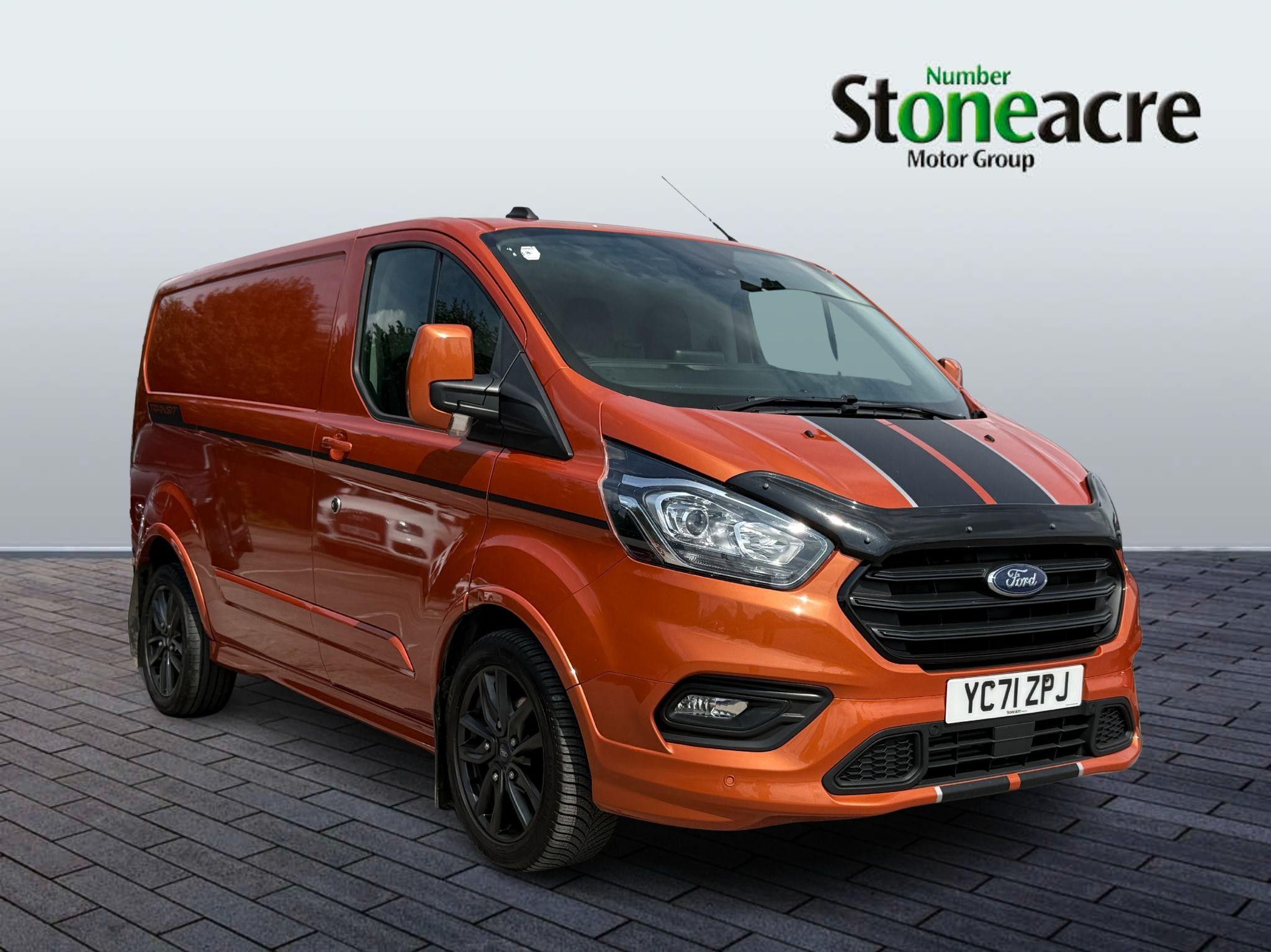 Ford Transit Custom Image 1