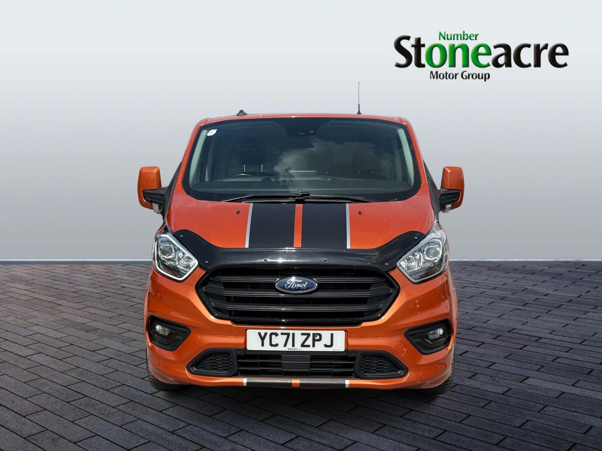 Ford Transit Custom Image 2
