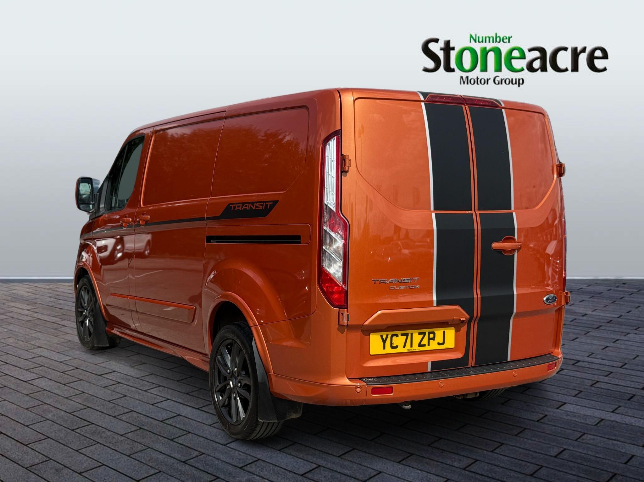 Ford Transit Custom Image 5