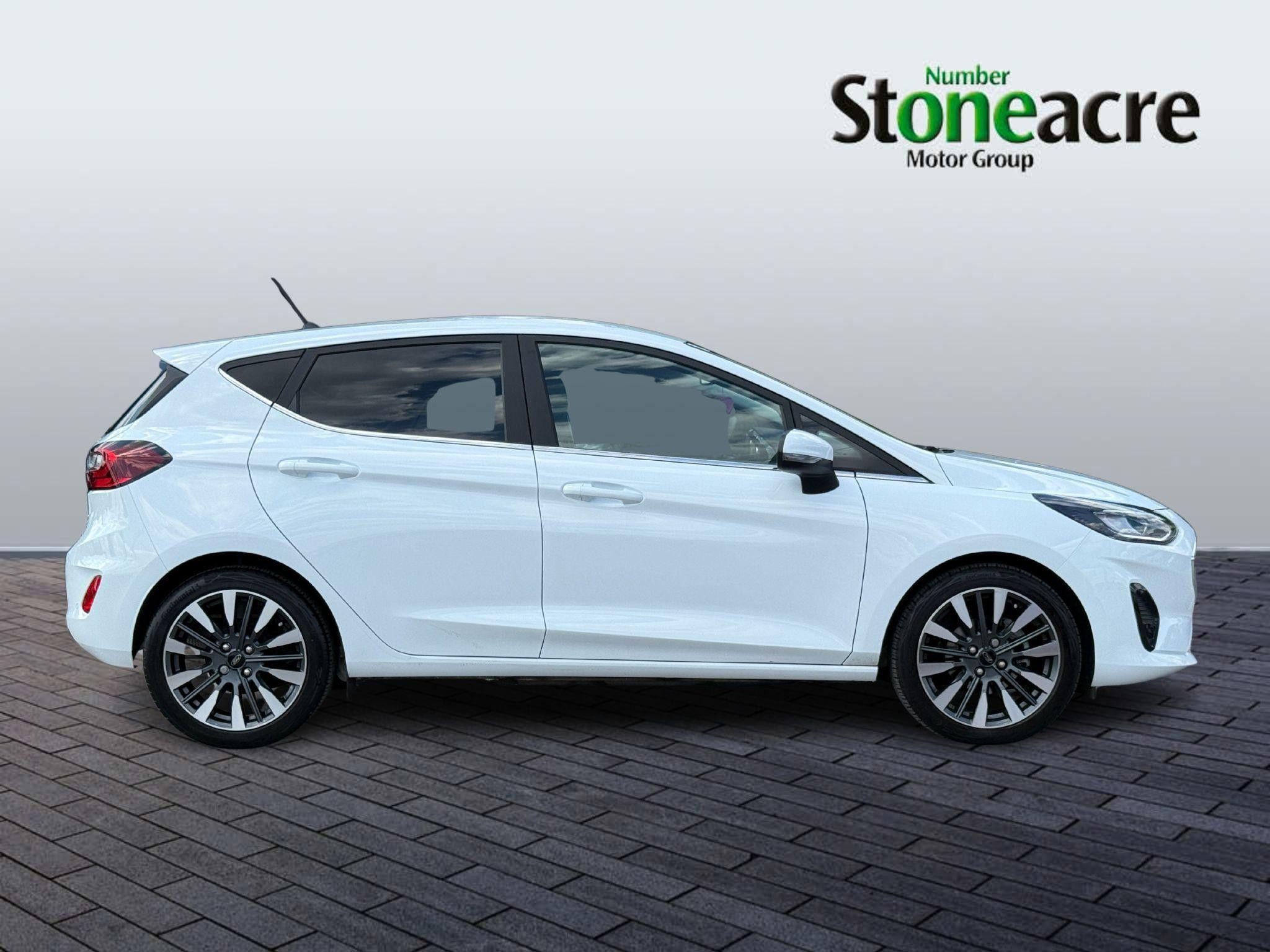 Ford Fiesta Image 2