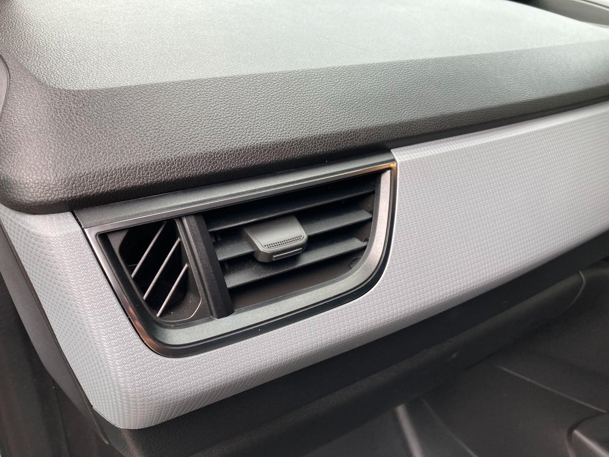 Nissan Townstar Image 16