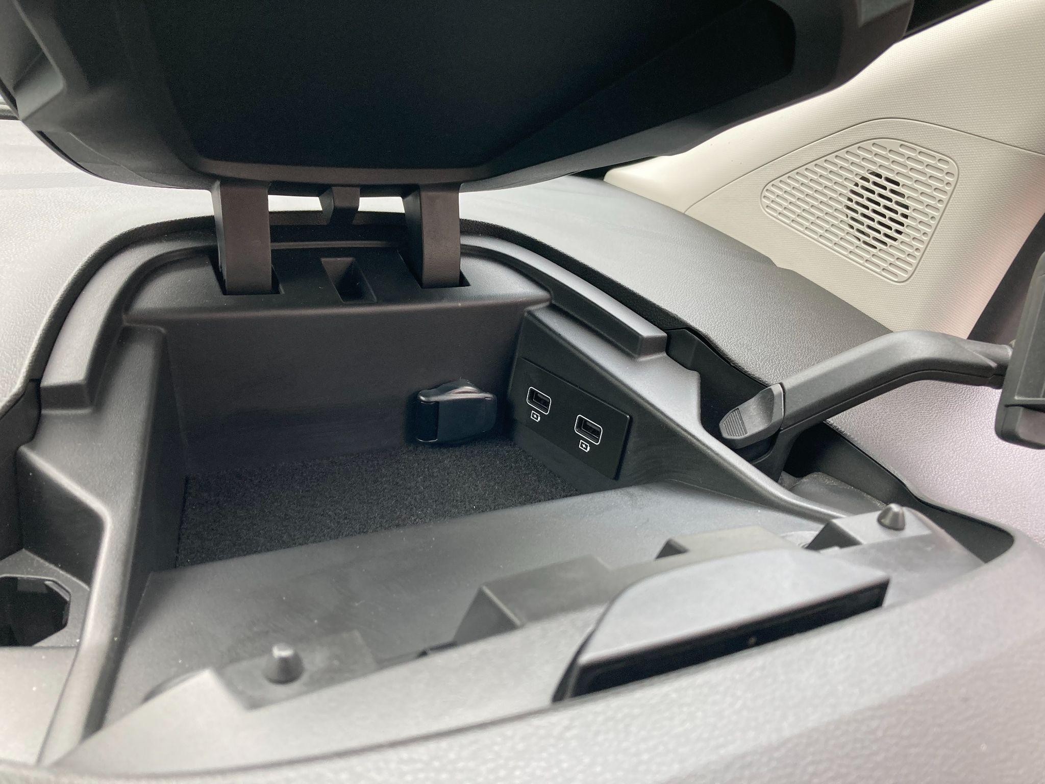 Nissan Townstar Image 40