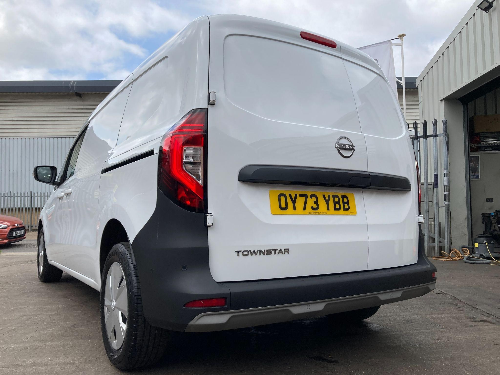 Nissan Townstar Image 57