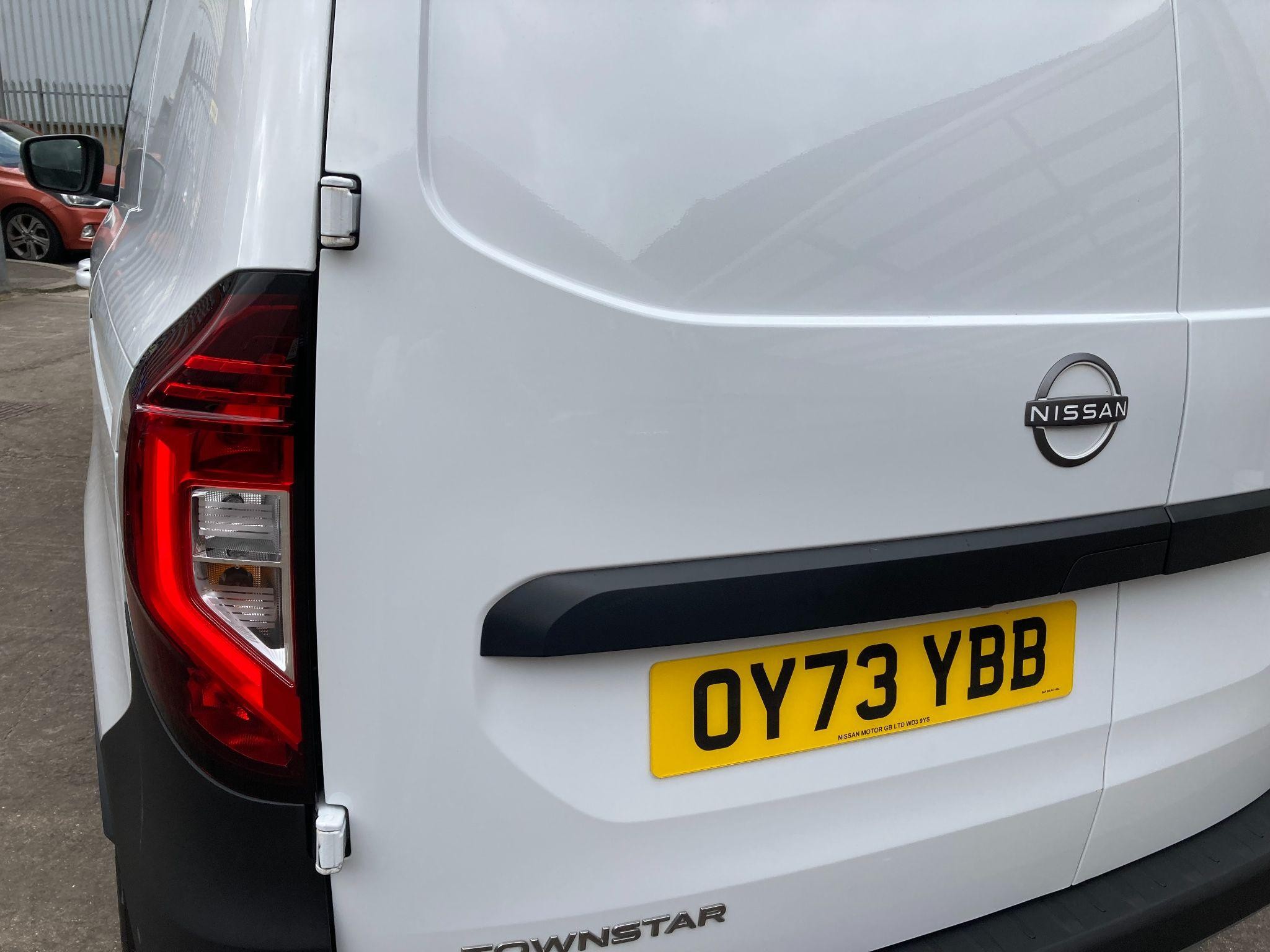 Nissan Townstar Image 58
