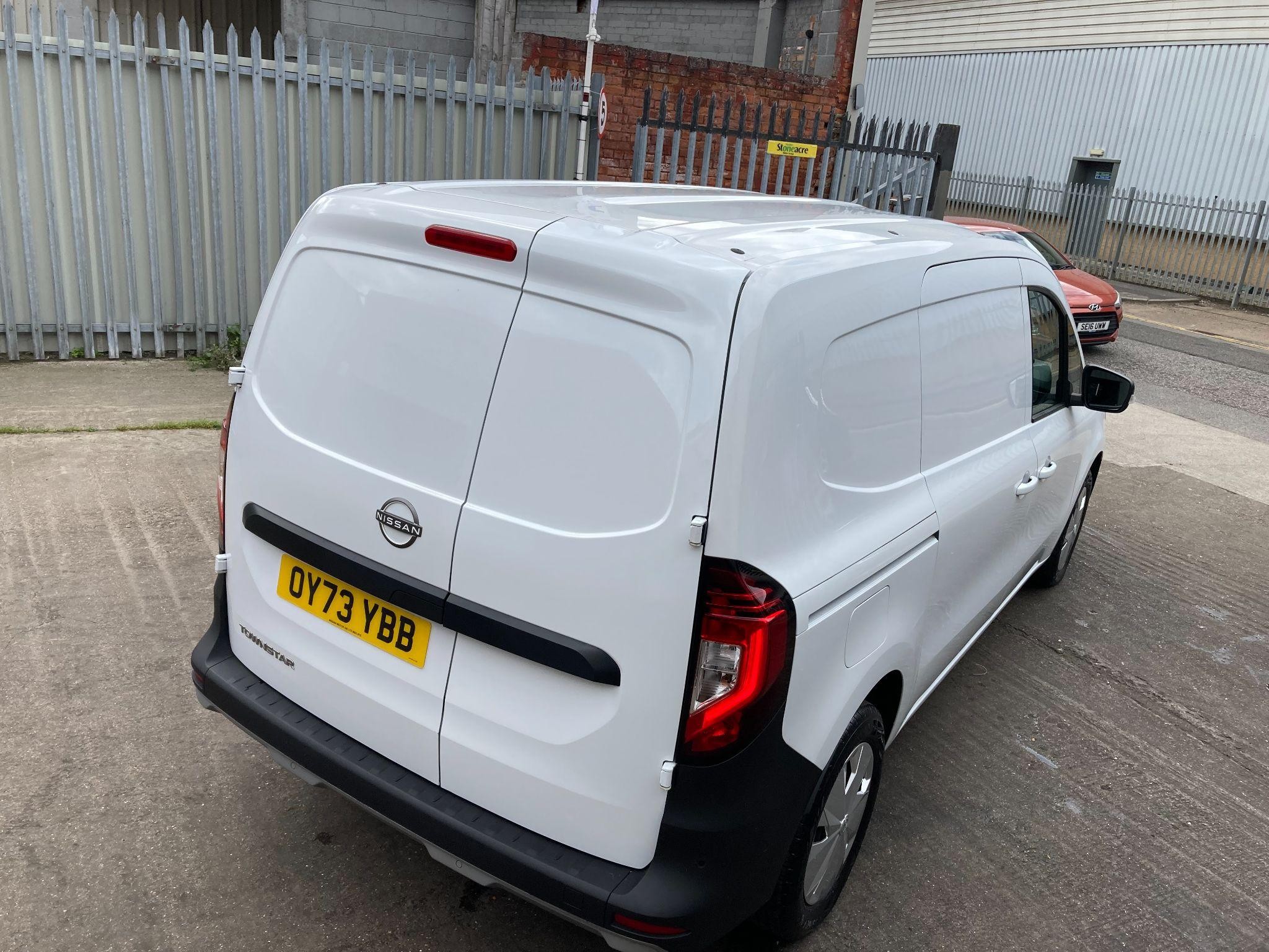 Nissan Townstar Image 64